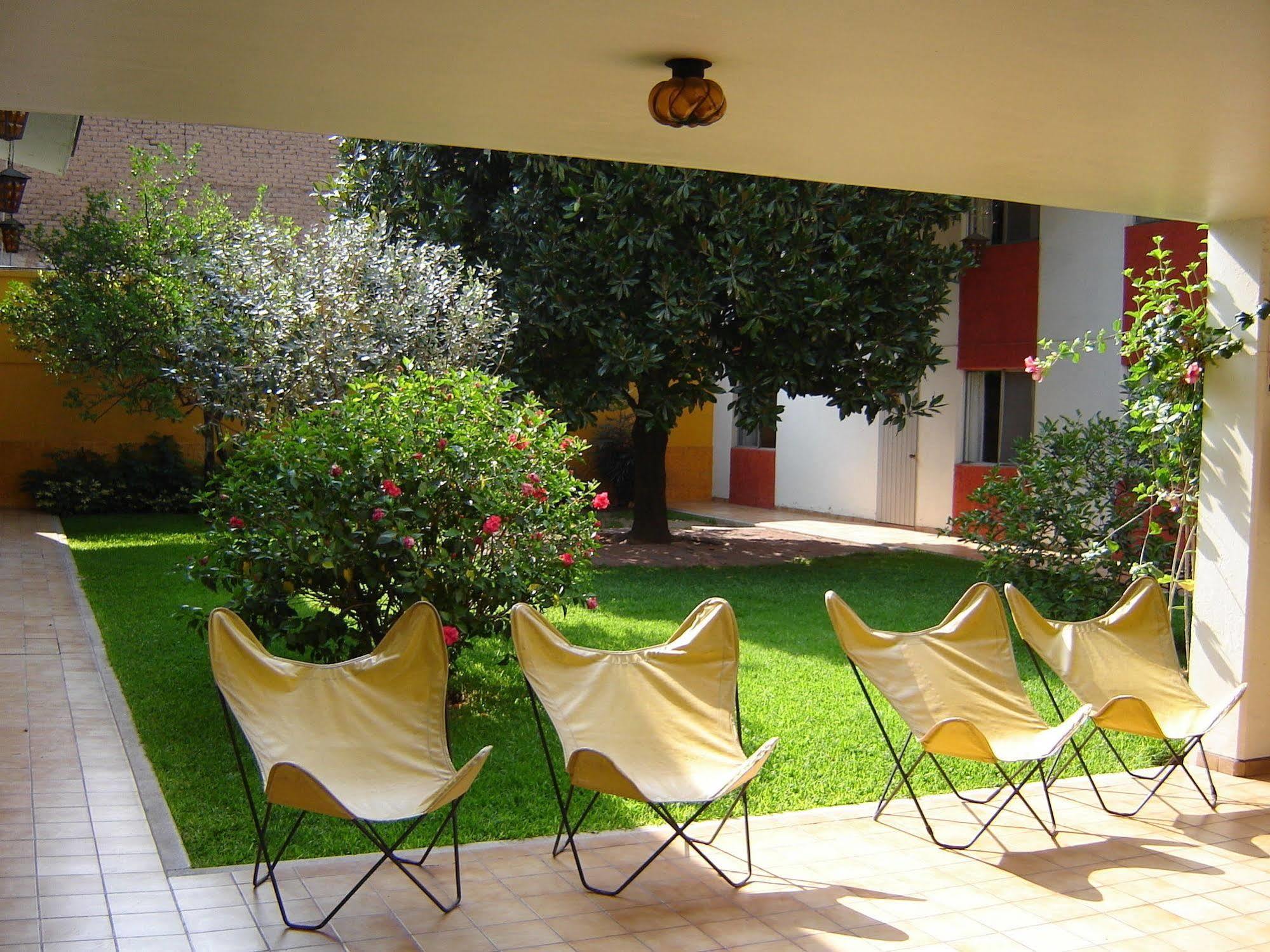 Hotel Isabel غوادالاجارا المظهر الخارجي الصورة